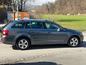 Skoda Octavia Kombi Bild 4