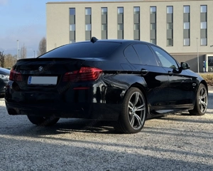 BMW 520d F10 Facelift Limousine Bild 3