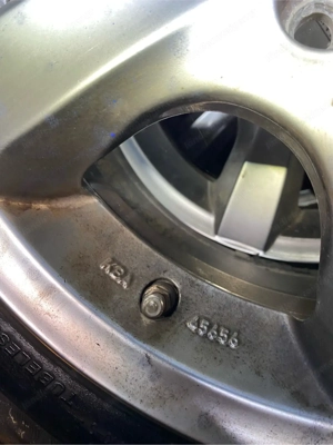 suzuki felgen mit reifen 15 zoll Bild 3