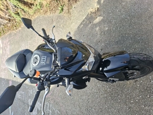 Verkaufe Kawasaki ZR750  Bild 4