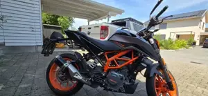 KTM Duke390 BJ2021 wenige KM Bild 5