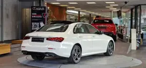 Mercedes-Benz E 300 Bild 7