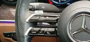 Mercedes-Benz E 300 Bild 18