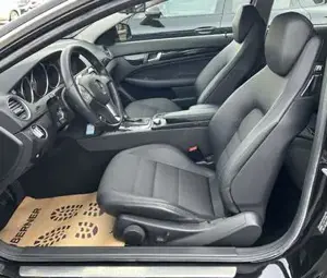 Mercedes-Benz C-Klasse Bild 11