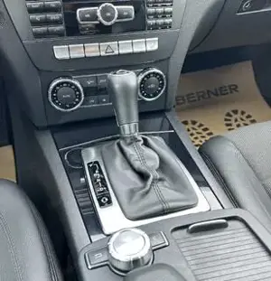 Mercedes-Benz C-Klasse Bild 20