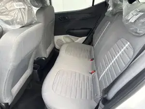 Hyundai i10 PREMIUM AUT SHZ SMART KEY KLIMAAUTOMATIK AMBIEN... Bild 9