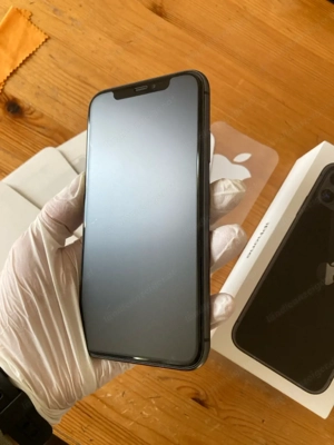 Apple iPhone 256gb 84%  Schwarz Bild 3