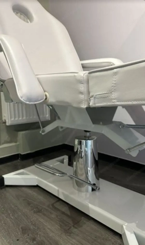 Tattoo massageliege  Bild 4