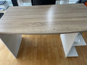Schreibtisch Bild 2