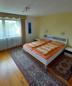 Zimmer möbliert  Bild 2