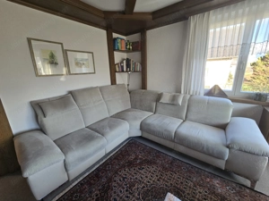 Couch mit Elektromotor Bild 3