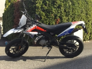 Gilera SMT 50 ccm Derby Bild 2