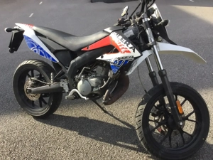 Gilera SMT 50 ccm Derby Bild 3