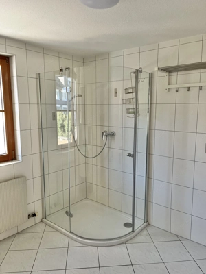 Sonnige 3-Zimmer Wohnung mit Tiefgarage im Dorfzentrum Bild 5