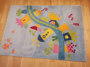 Zauberhafter Kinderteppich aus Schurwolle