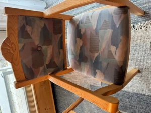 8 Stück Holzstühle aus massiver Fichte Bild 2