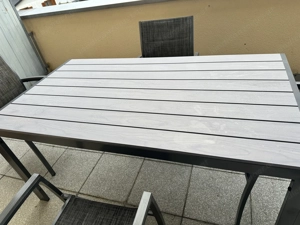 Gartentisch mit Stühle 