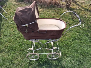 Kinderwagen Retro Bild 2