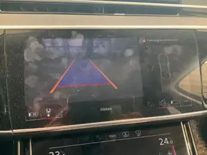 Audi A8 Bild 12