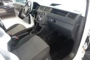 VW Caddy Bild 9