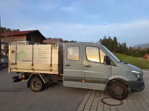 Mercedes AluKipper 3,5t AHK Bild 6