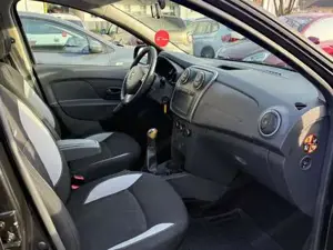 Dacia Sandero Bild 8