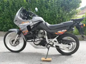 Honda Transalp in super schönem Zustand mit sehr wenig Kilometer  Bild 2