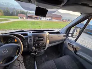 Mercedes AluKipper 3,5t AHK Bild 18