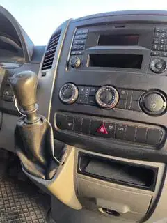 Mercedes AluKipper 3,5t AHK Bild 15