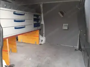 Volkswagen T5 Transporter Allrad, AHK, Klima, 8fach bereift Bild 9