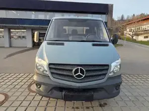Mercedes AluKipper 3,5t AHK Bild 2