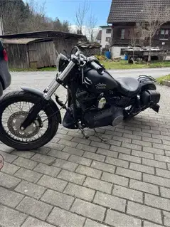 Harley Davidson Street Bob Bild 4