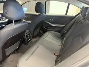 BMW 320 Bild 14