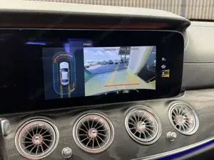 Mercedes-Benz E 220 Bild 15