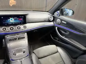 Mercedes-Benz E 220 Bild 13