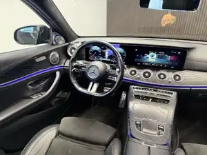 Mercedes-Benz E 220 Bild 12