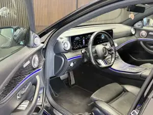 Mercedes-Benz E 220 Bild 11