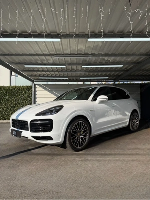 Porsche Cayenne Platinum Edition E- Hybrid Sport Design Pano*360  *Keyless*Ambiente*AHK*ACC*HeadUp