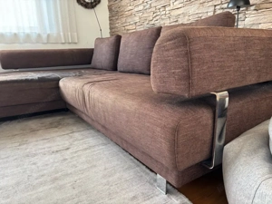 braunes Sofa