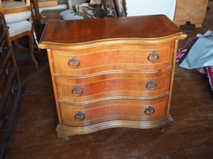 Biedermeier-Stilmöbel aus Vollholz - Esstisch ausziehbar mit 6 Stühlen Bild 5