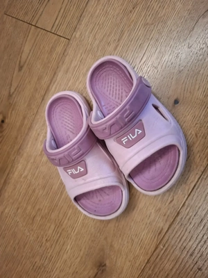 Badeschuhe, Pantoletten Gr. 25