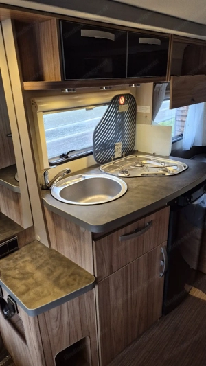 Eriba Feeling 425 voll ausgestattet Bild 3