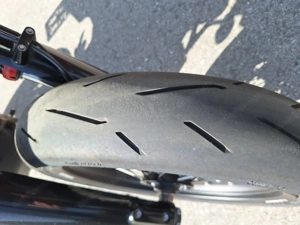 Husqvarna Supermoto 701 Bild 3