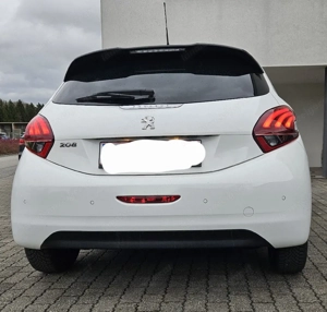 Peugeot 1.2 Signature Bild 4