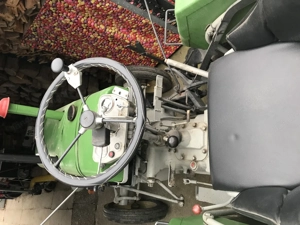 Biete Traktor Type 80 Mit stabielem Alu Anhänger Bild 3