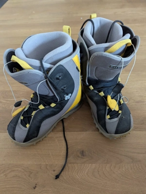 Snowboard Schuhe  Boots Gr. 41 zu verkaufen