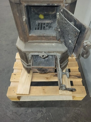 antiker holzofen vollfunktionsfähig  Bild 4
