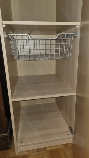 Schmaler Kleiderschrank   Garderobenschrank mit Stange und Körben Bild 2