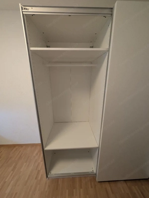 IKEA PAX Kleiderschrank Bild 2