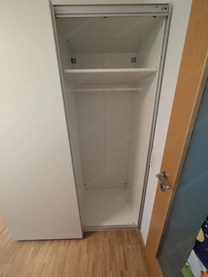 IKEA PAX Kleiderschrank Bild 3